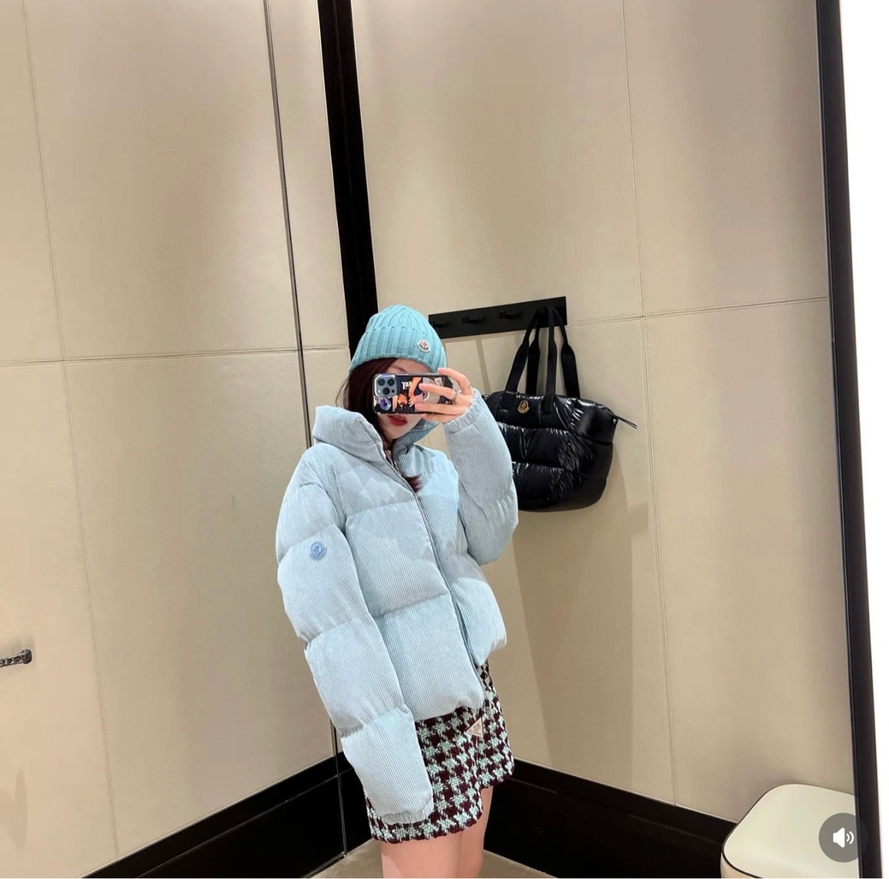 2024 FW 몽클레어 Antre 여성 프리미엄급 코듀로이 숏구스다운자켓(매장판)