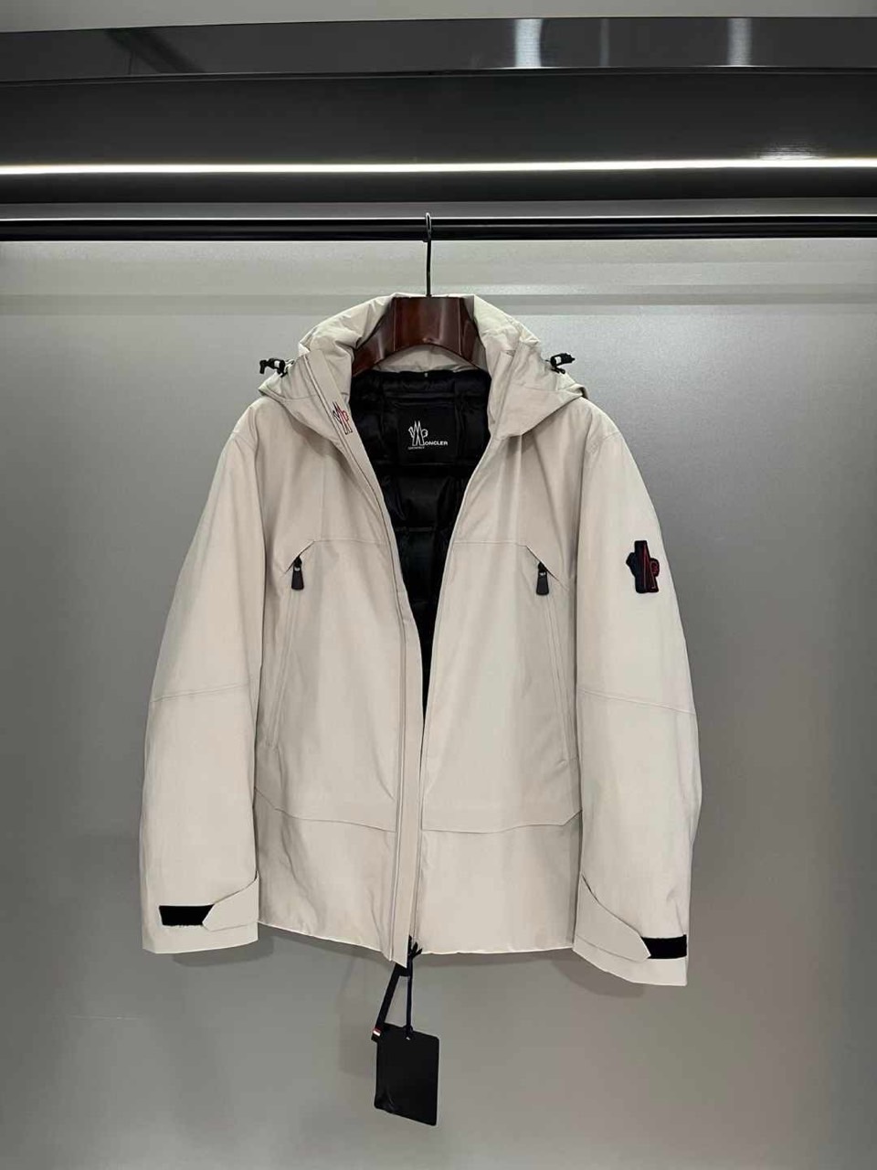 [MONCLER]  몽클레어 남성 다운 재킷(최상급)