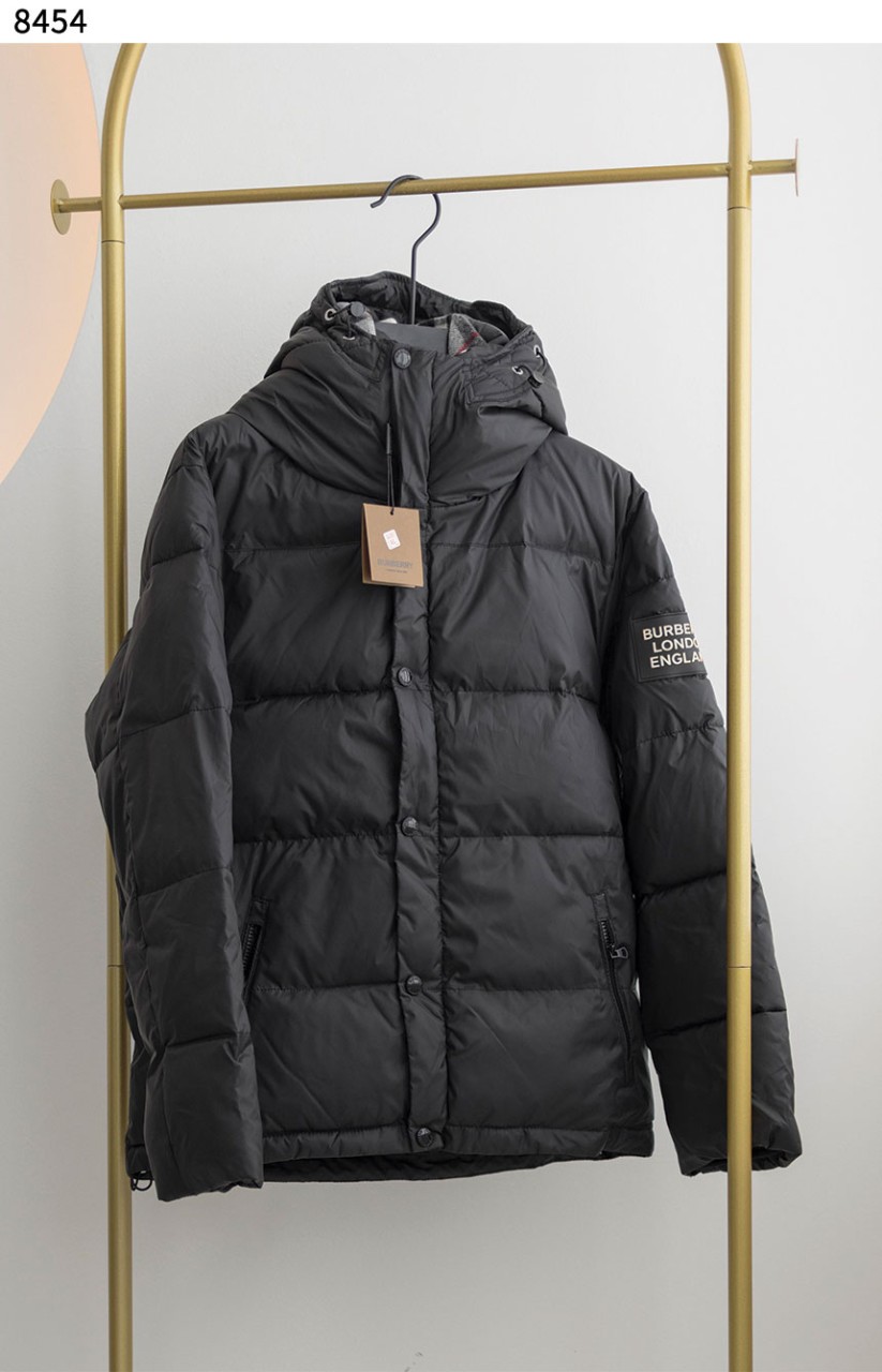 [BURBERRY] 버버리 디태처블 체크 안감 패딩