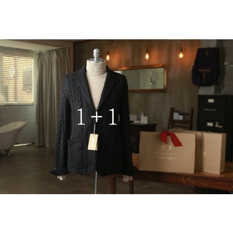 Burberry 프로썸 어페럴 이태리 최상급 가디건