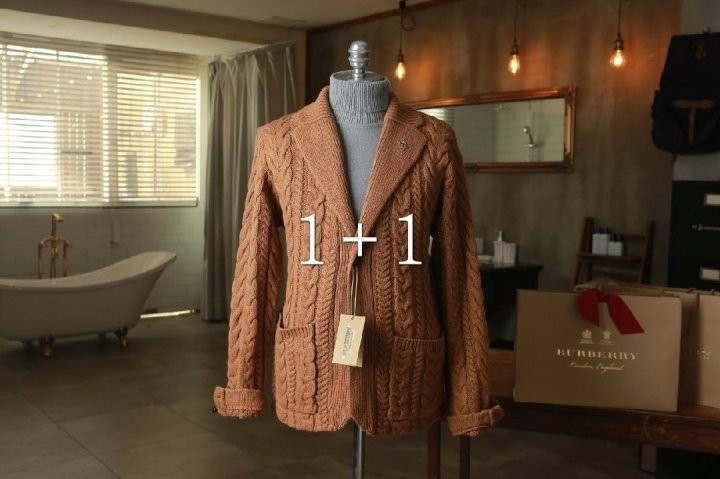 Burberry 프로썸 어페럴 이태리 최상급 가디건