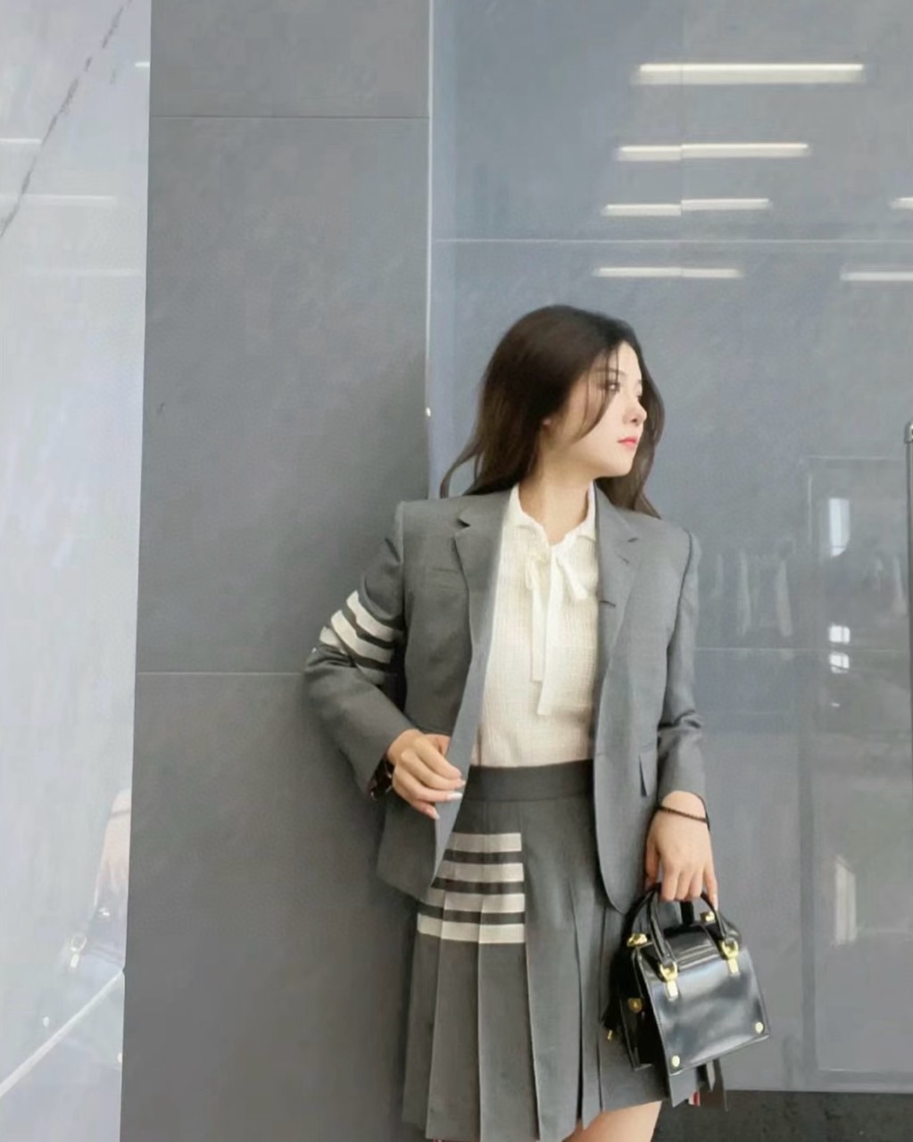 2025 SS 톰브라운 여성 프리미엄급 블레이저+스커트 셋트(매장판)