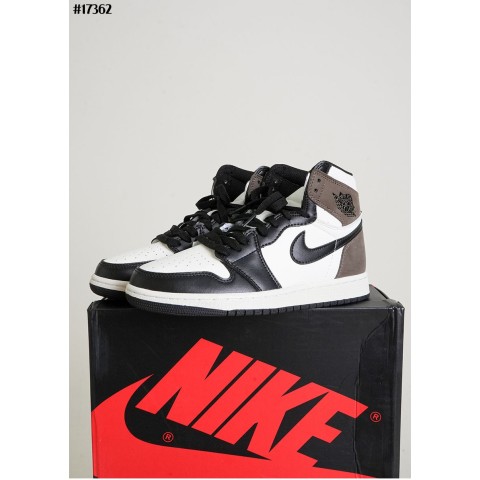 NIKE] 나이키 X 조던 1 레트로 하이 OG 시카고