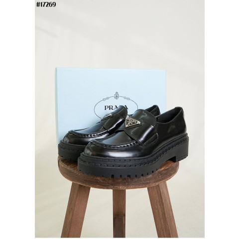 [PRADA] 프라다 초콜릿 브러시드 레더 로퍼