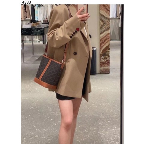 [CELINE] 수입프리미엄급 셀린느 트리옹프 스몰 버킷 신상