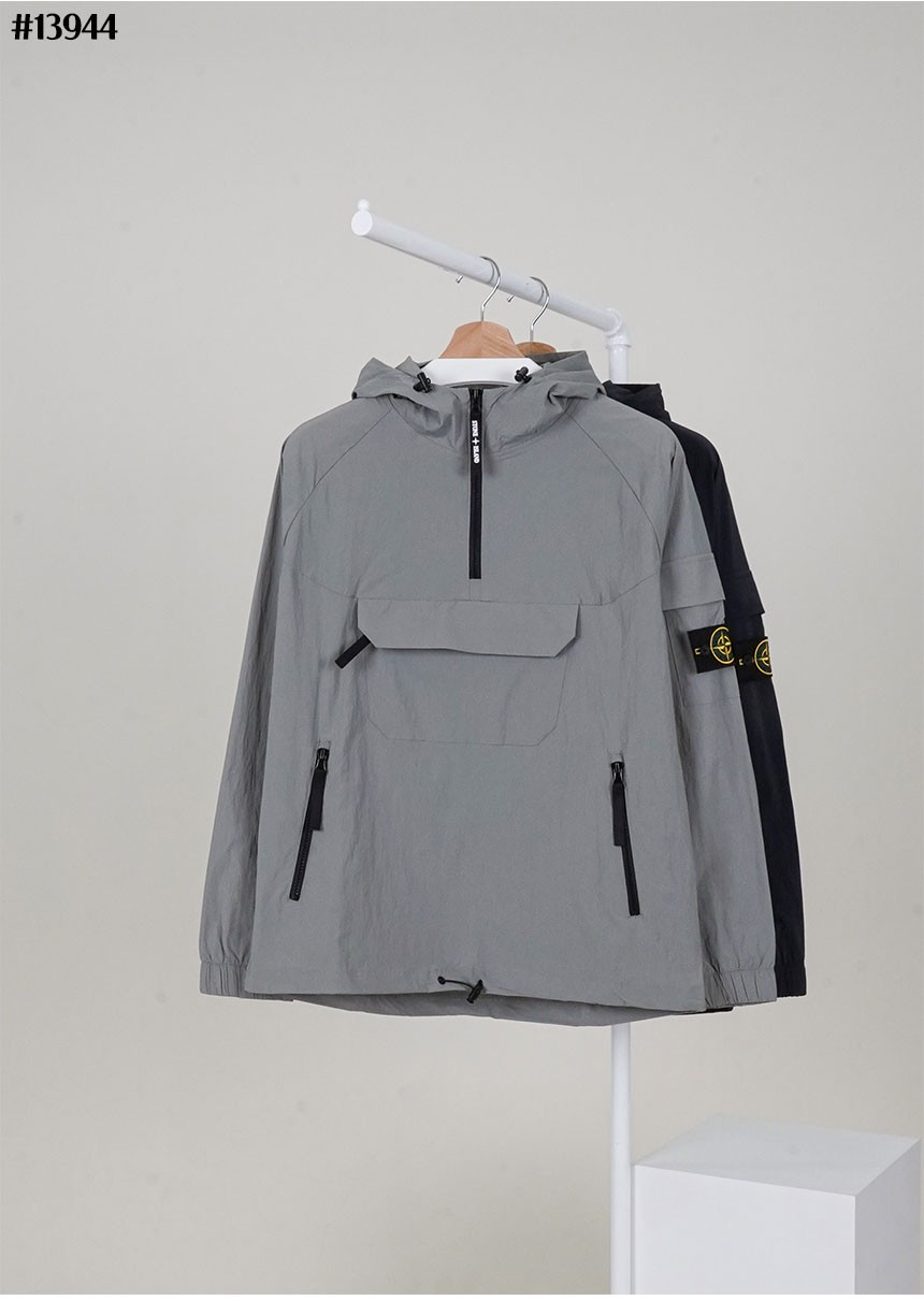 [STONE ISLAND] 스톤아일랜드 남성 포켓 와펜 패치 후드 아노락 자켓