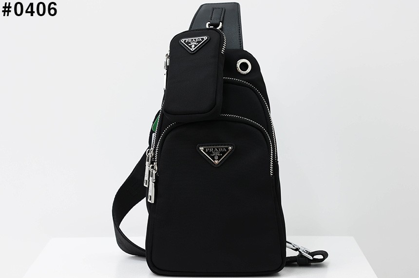 [PRADA] 프라다 삼각로고 리나일론 슬링백