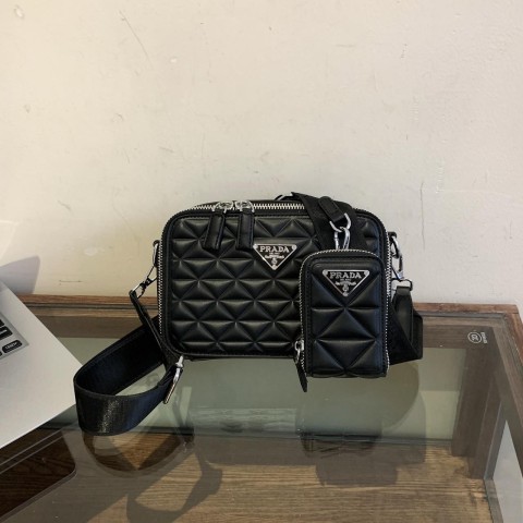 [PRADA] 수입고급 프라다 브리크 브러쉬드 레더 백