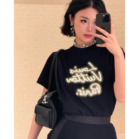 2025 SS 신상 루이비통 여성 프리미엄급 반팔(매장판)