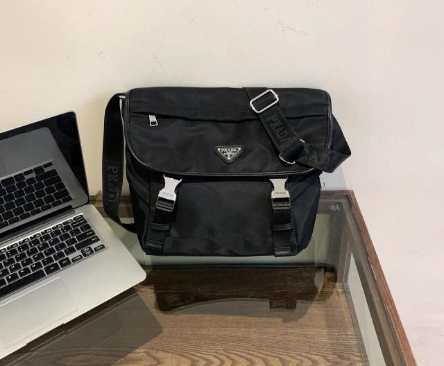 프라다 [ prada ] 수입고급 프라다 리나일론 크로스