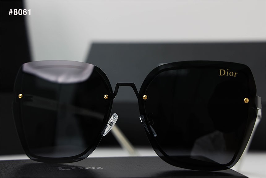 [DIOR] 크리스찬 디올 오버프레임 이니셜 선글라스