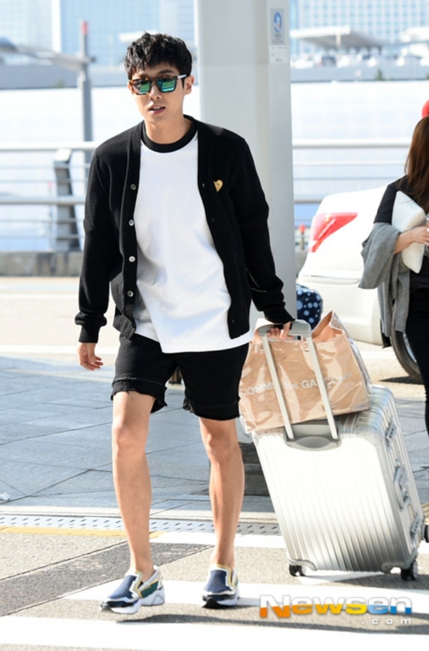 [Comme des Garcons] 꼼데가르송 남성 골드하트 로고 브이넥 니트 가디건