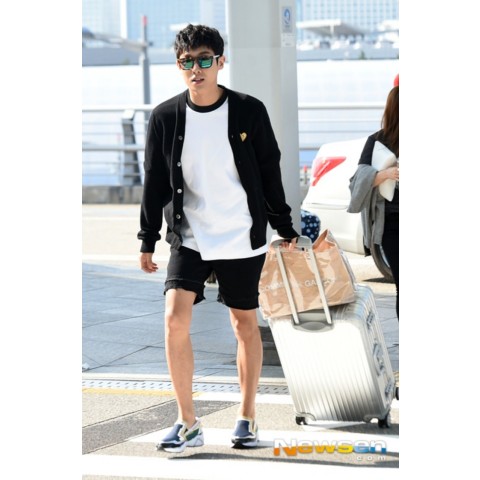 [Comme des Garcons] 꼼데가르송 남성 골드하트 로고 브이넥 니트 가디건