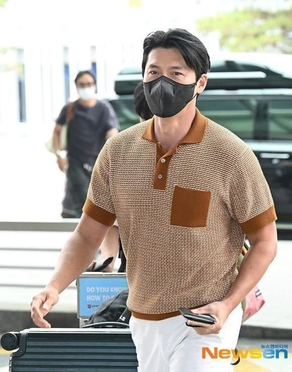 로피아 한정판 시그니처 니트