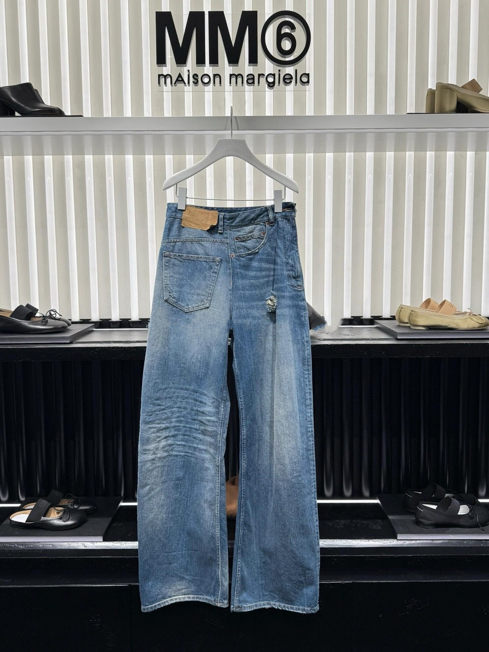 2025 SS 신상 메종마르지엘라 MM6 남성 프리미엄급 데님팬츠(매장판)