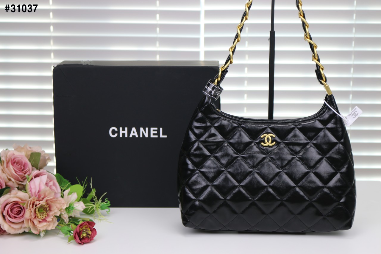 CHANEL] 샤넬24A 공방 호보백 램스킨 체인 금장 블랙