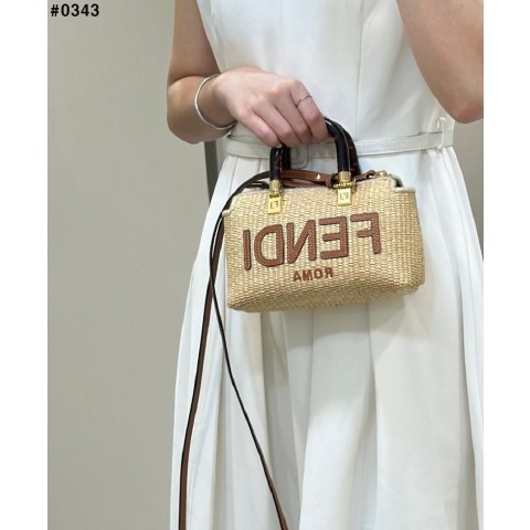 [FENDI] 팬디 바이 더 웨이 미니 보스턴 백