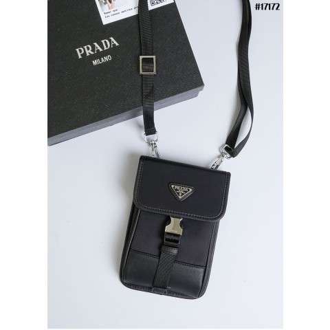[PRADA] 프라다 리나일론 앤 사피아노 레더 스마트폰 케이스백
