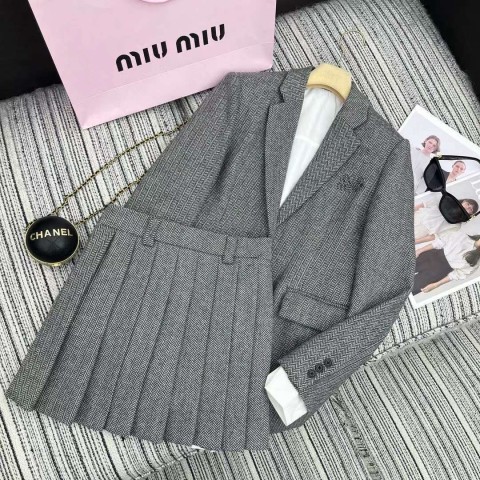 [ M*U ] 수입 이중 짜임 울 재킷 & 플리츠 스커트