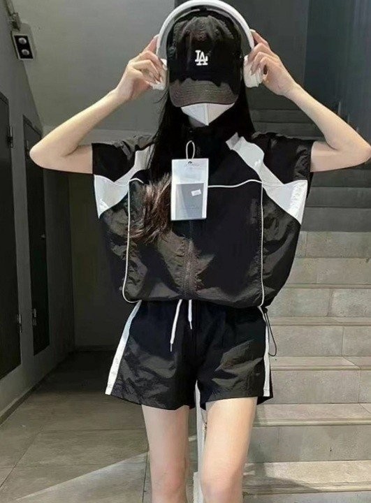 P**** 배색 셋업 숏팬츠 투피스 세트