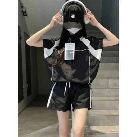 P**** 배색 셋업 숏팬츠 투피스 세트