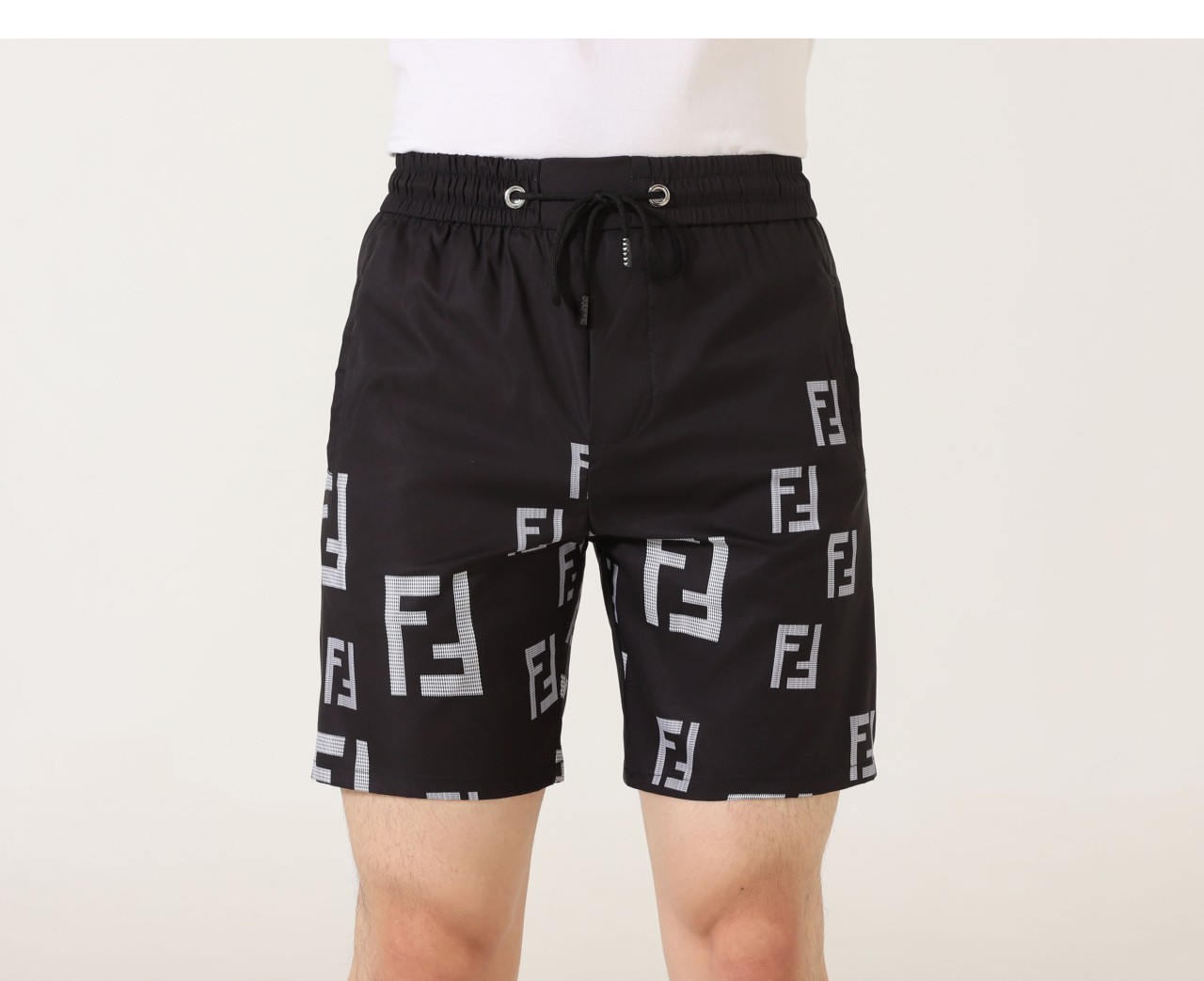 [ F*NDI ] 수입고급 우븐 밴딩 숏 팬츠 반바지