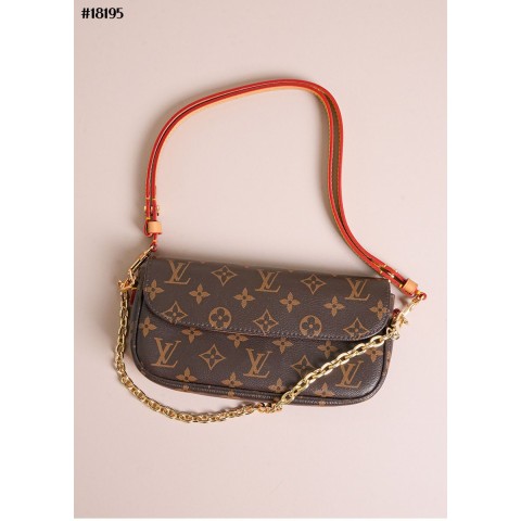 [LOUIS VUITTON] 루이비통 월릿 온 체인 아이비