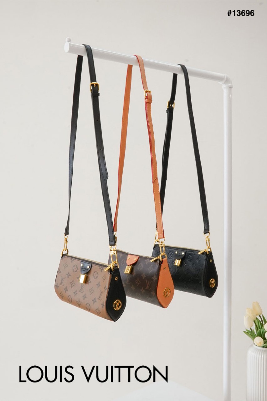 [Louis Vuitton] 루이비통 포쉐트 티레트 파우치 크로스백