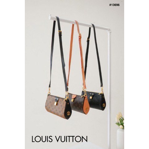 [Louis Vuitton] 루이비통 포쉐트 티레트 파우치 크로스백