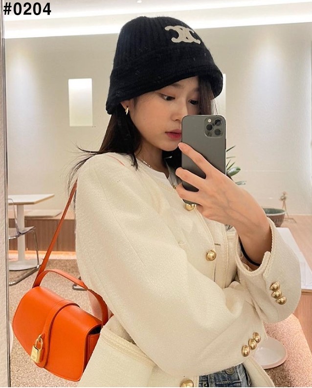 [CELINE] 셀린느 타부 스트랩 클러치 백