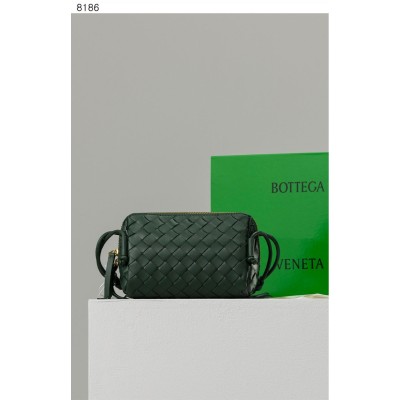 [BOTTEGA VENETA] 인트레치아토 콘서트 파우치