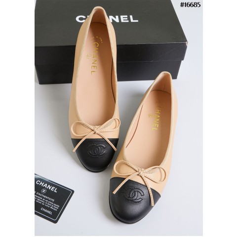[CHANEL] 샤넬 투톤 발레리나 플랫 슈즈