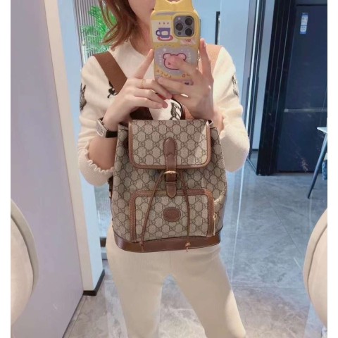 인터로킹G백팩
