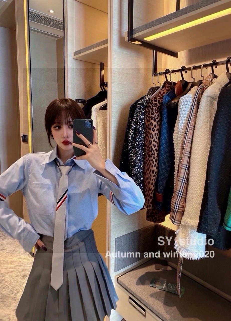 톰 브라운 넥타이