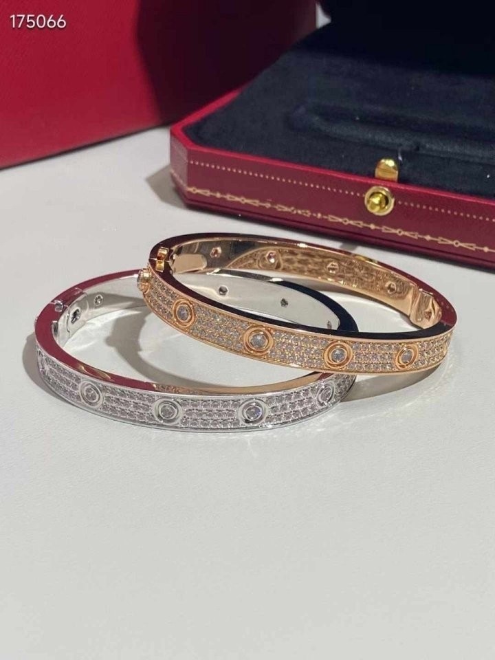 [Cartier] 세미 파메 포인트 팔찌