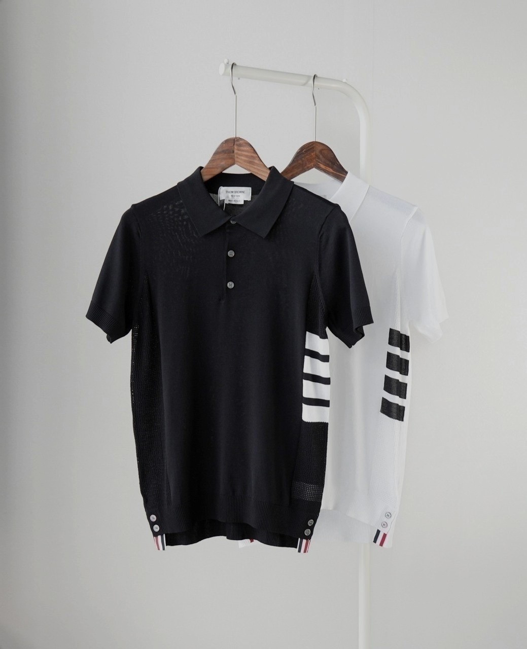 [THOM BROWNE] 썸머 매쉬 4바 남성 폴로 스웨터